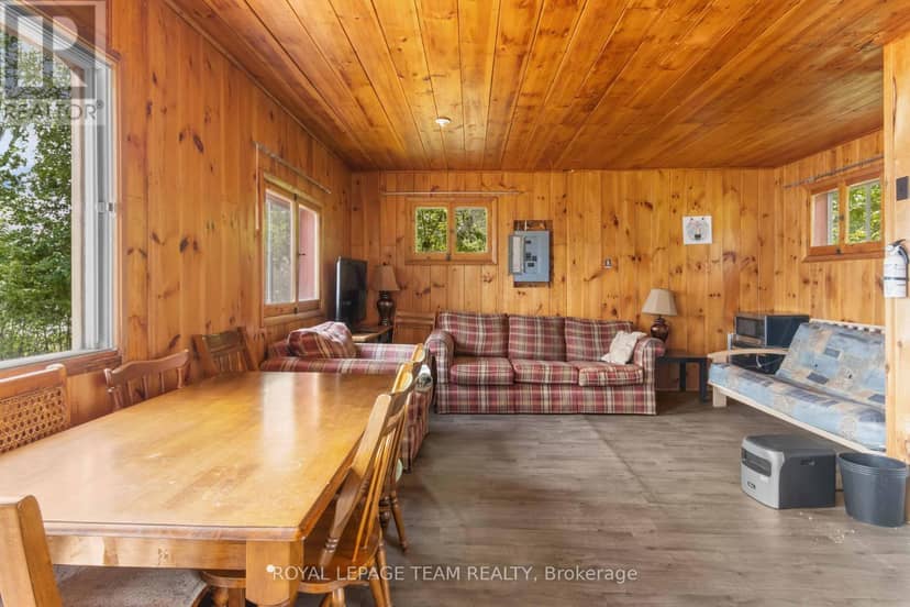 662A Long Lake Road — photo 33 of 40