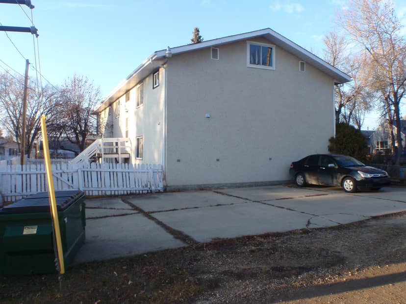 5135 52 Avenue, Barrhead, photo 4
