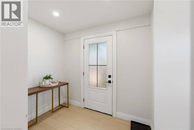 410 NELSON Street — photo 3 of 19