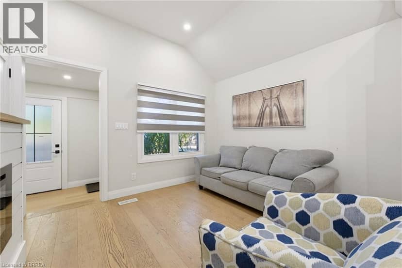 410 NELSON Street — photo 5 of 19