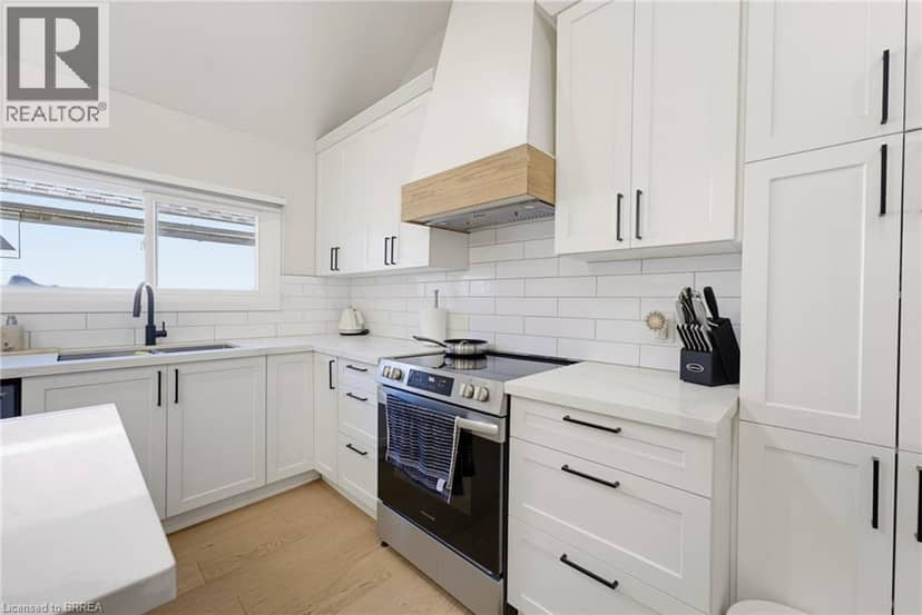 410 NELSON Street — photo 7 of 19