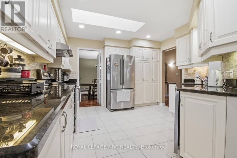 65 McCaffery Crescent — photo 15 of 40