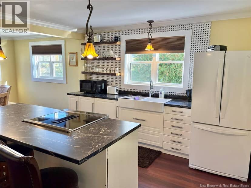 15 Underhill Street — photo 12 of 36