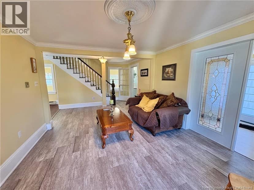 15 Underhill Street — photo 19 of 36