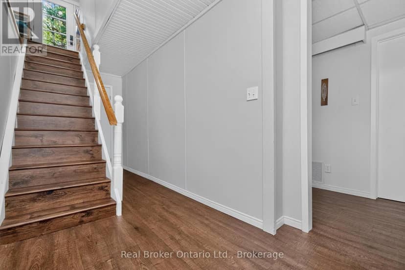 121 Lefaive Road — photo 25 of 40