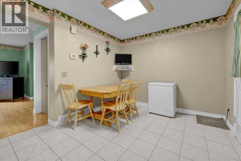 148 Deerview Way SE — photo 12 of 40