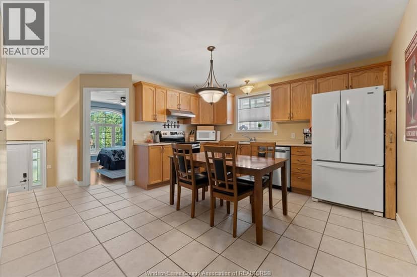 2476 Luxury — photo 8 of 35