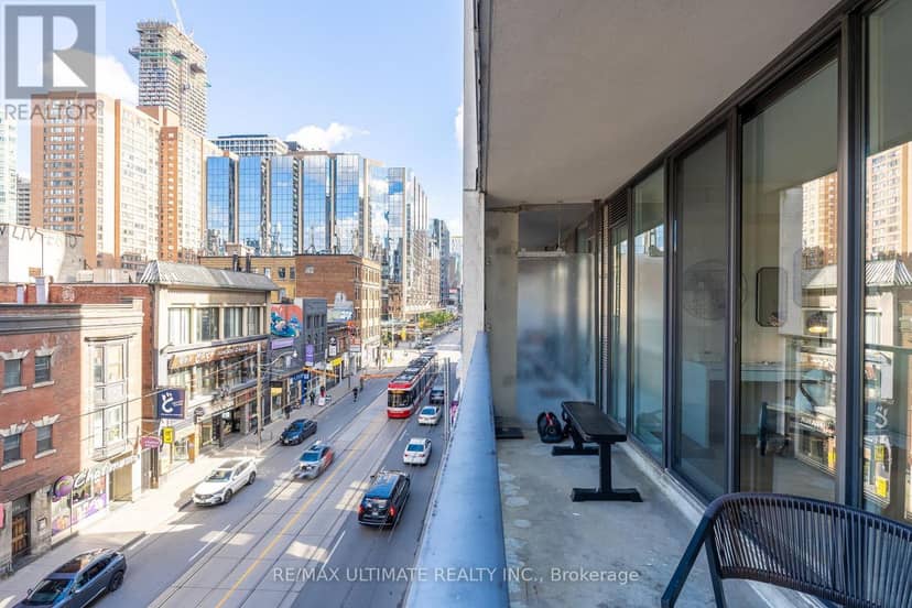 627 - 111 Elizabeth Street — photo 30 of 37
