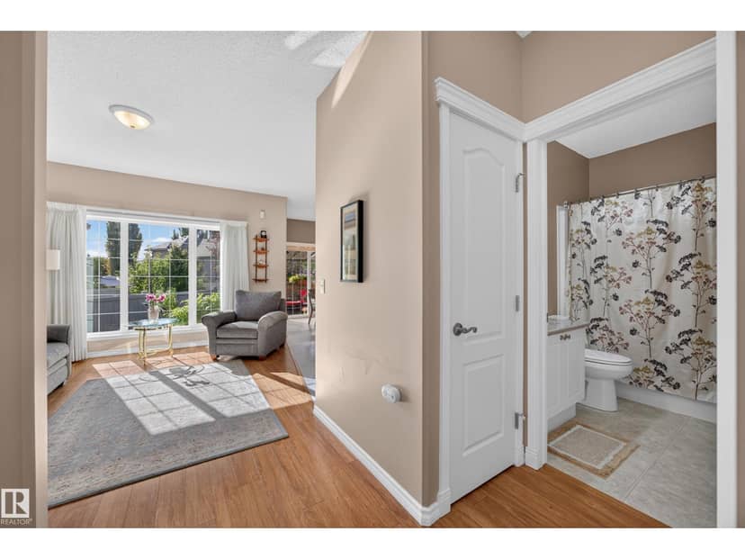 #31 1780 Glastonbury Bv NW — photo 12 of 40