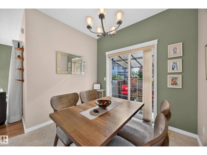 #31 1780 Glastonbury Bv NW — photo 24 of 40