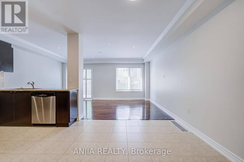6 Expedition Crescent — photo 8 of 40