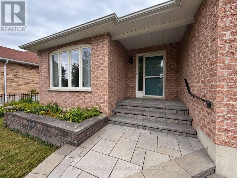 43 Elmwood Avenue, Brock, photo 3