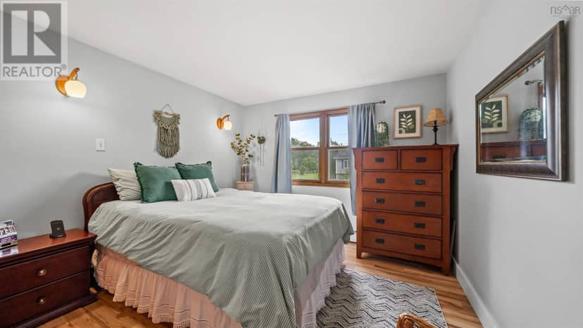 7 Lakeview Drive — photo 19 of 40