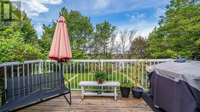 7 Lakeview Drive — photo 39 of 40