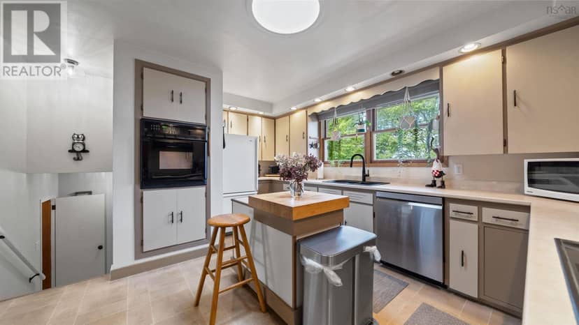 7 Lakeview Drive, Windsor, photo 6