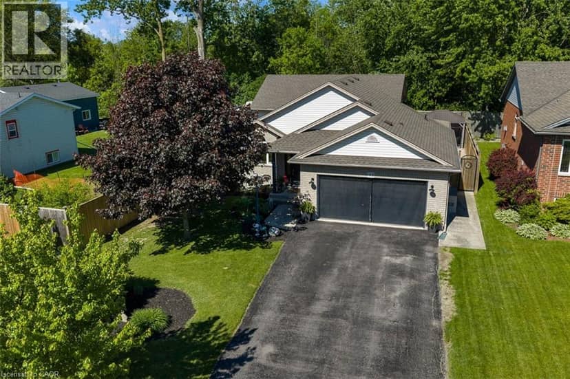 43 THOROLD Avenue — photo 2 of 40