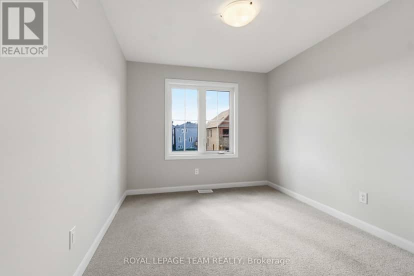837 Eileen Vollick Crescent — photo 24 of 31
