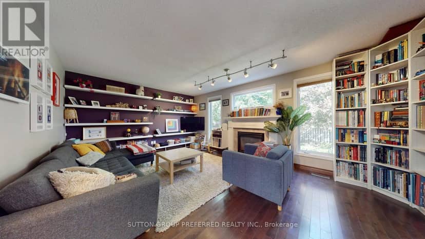105 Richmeadow Crescent — photo 12 of 40