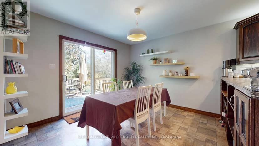 105 Richmeadow Crescent — photo 16 of 40