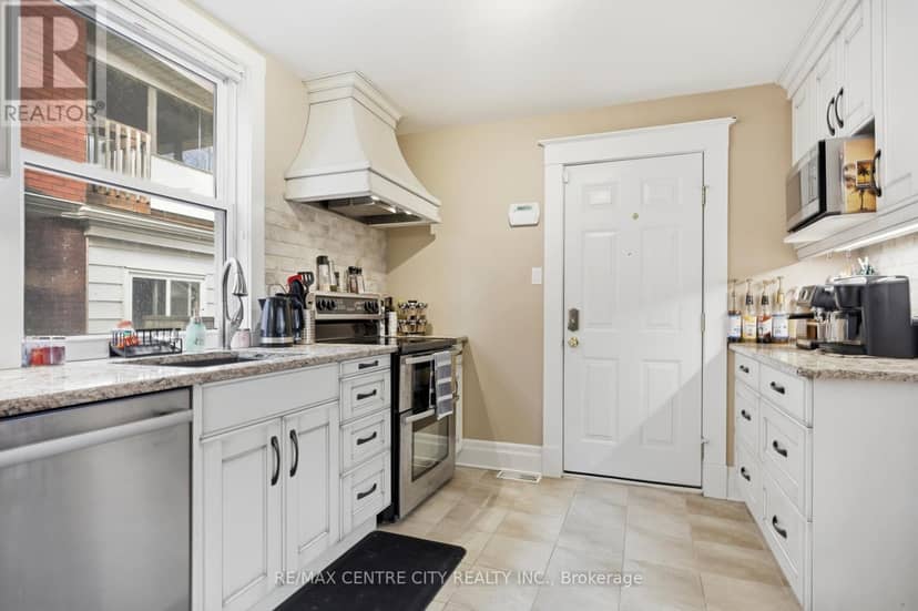 3 Margaret Street, St. Thomas, photo 7