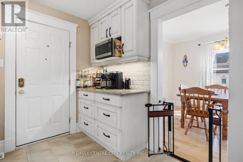 3 Margaret Street, St. Thomas, photo 8