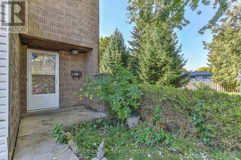 612 Wilkins Street, London South, photo 4
