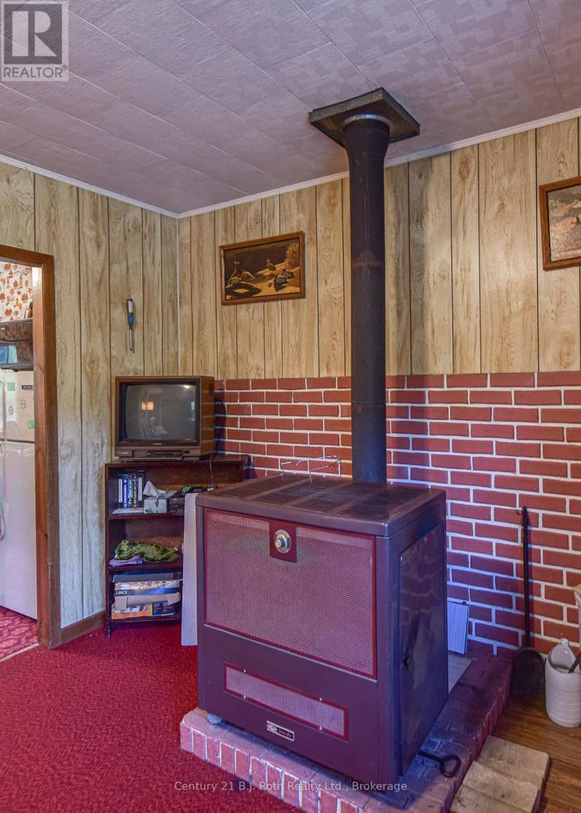 6571 Pioneer Village Lane — photo 11 of 34