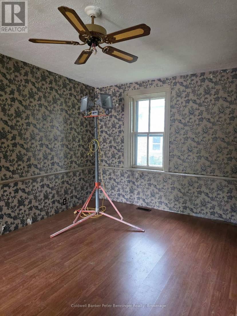 21 Peter Street — photo 18 of 21