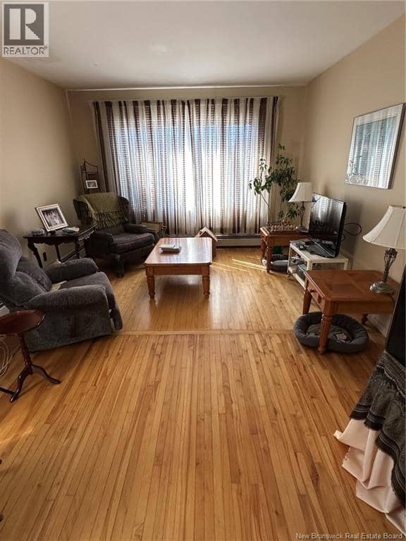127-129 Archibald Street — photo 8 of 25