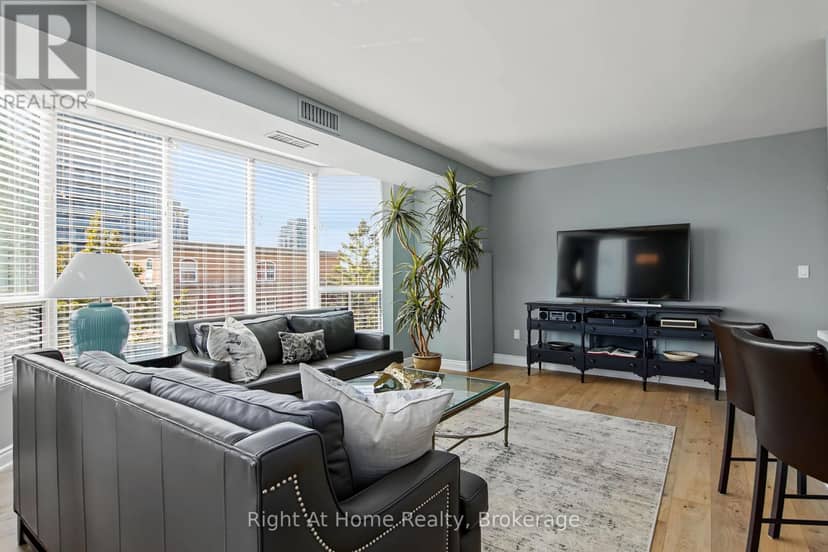 603 - 2121 Lakeshore Road — photo 4 of 32