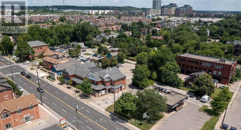 10055 Keele Street — photo 12 of 13