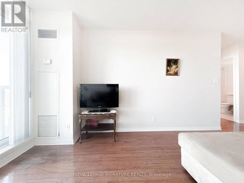 902 - 4879 Kimbermount Avenue — photo 38 of 40