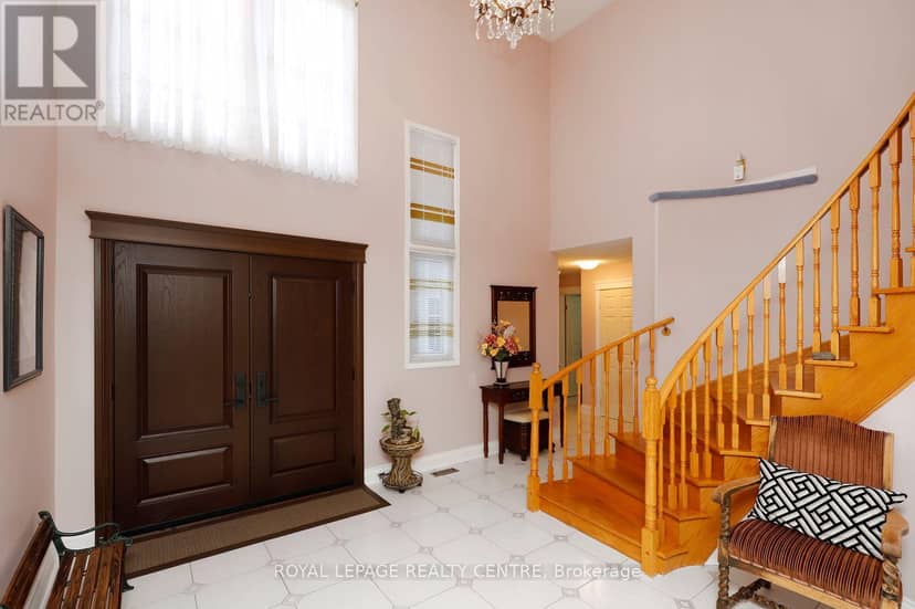 5680 Oldcastle Crescent, Mississauga, photo 4