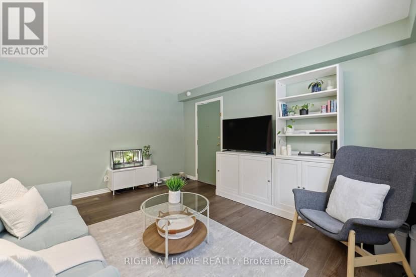 11 - 223 Macnab Street S, Hamilton, photo 3
