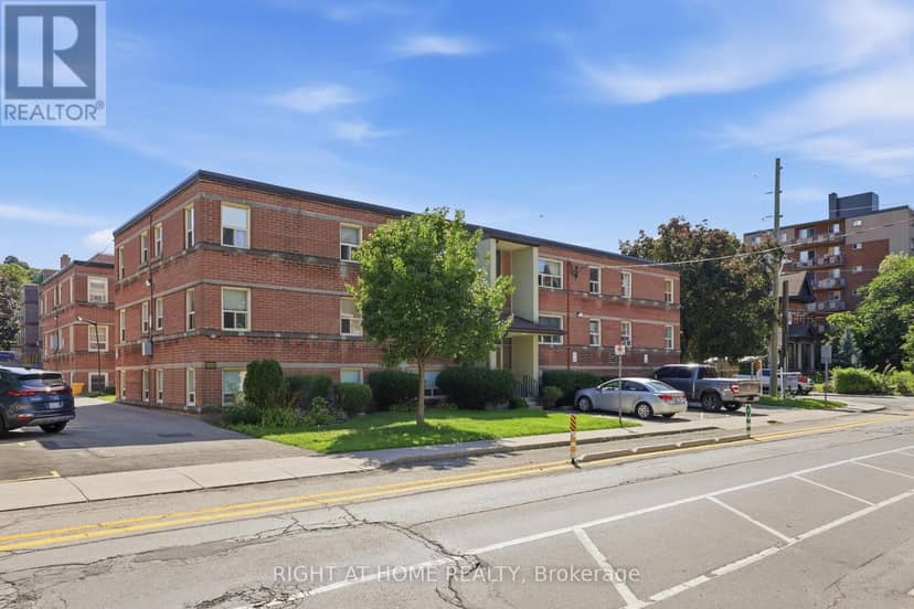 11 - 223 Macnab Street S, Hamilton, photo 4