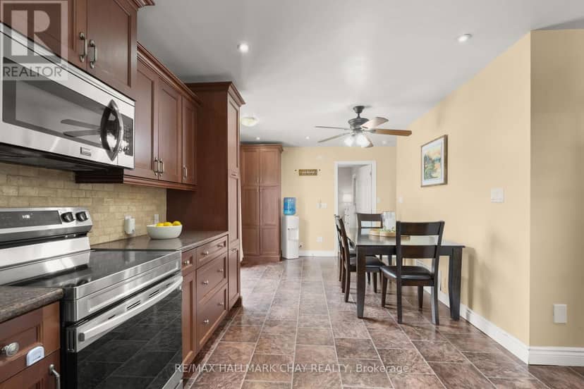 19 Addeson Street — photo 11 of 35