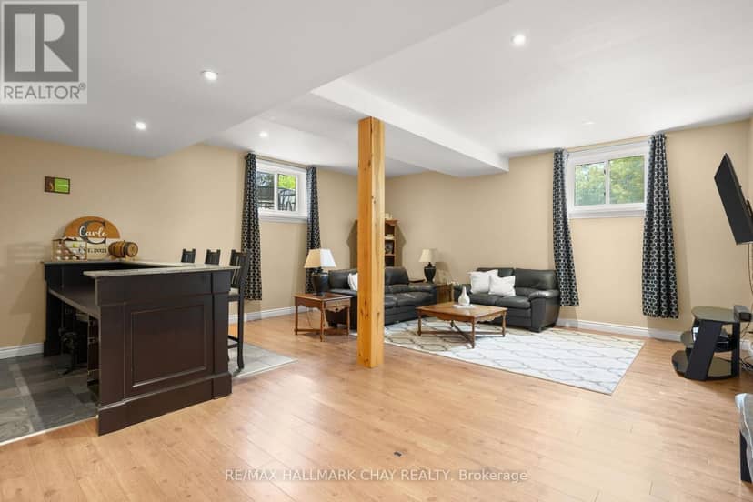 19 Addeson Street — photo 25 of 35