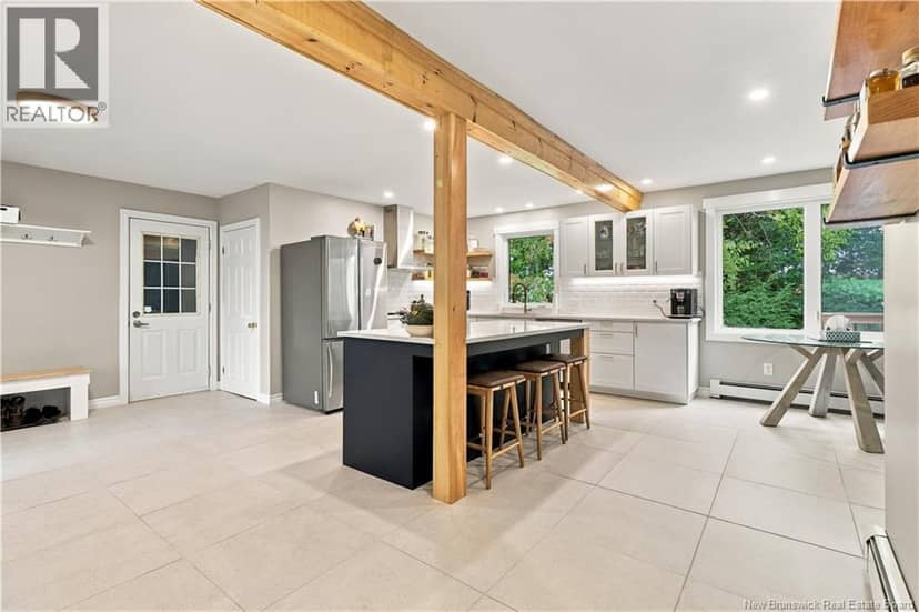 41 Simcoe Court — photo 9 of 40