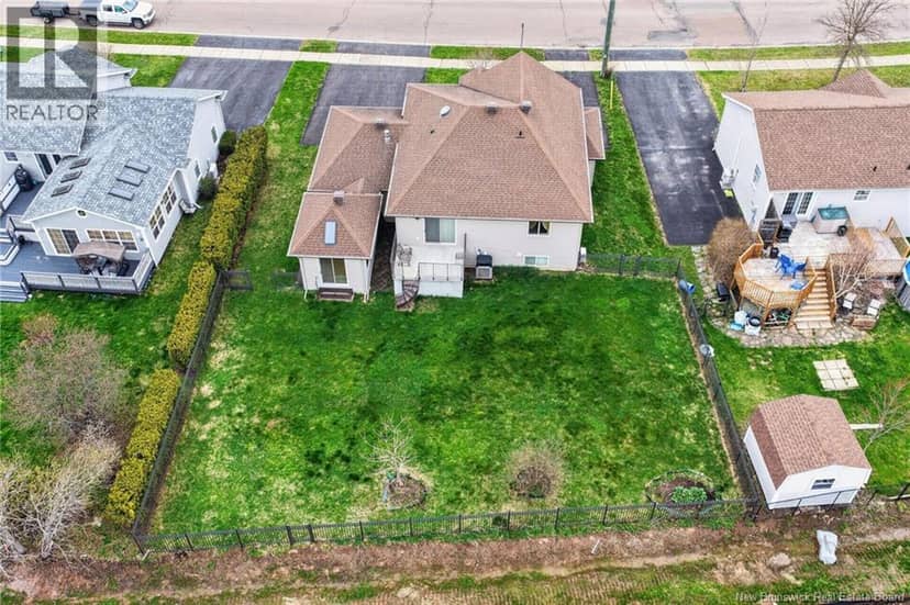 92 Augusta Terrace — photo 4 of 40