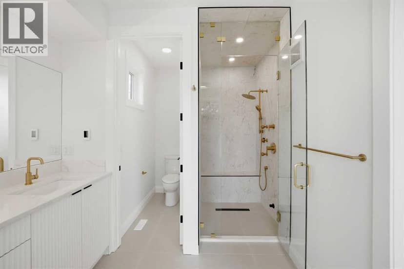 1529 18 Avenue NW — photo 37 of 40