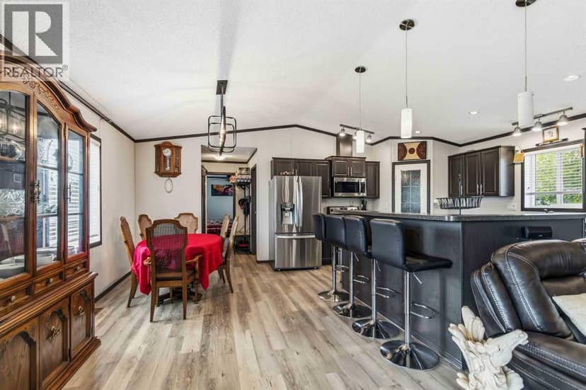 185 Grey Crescent — photo 14 of 39