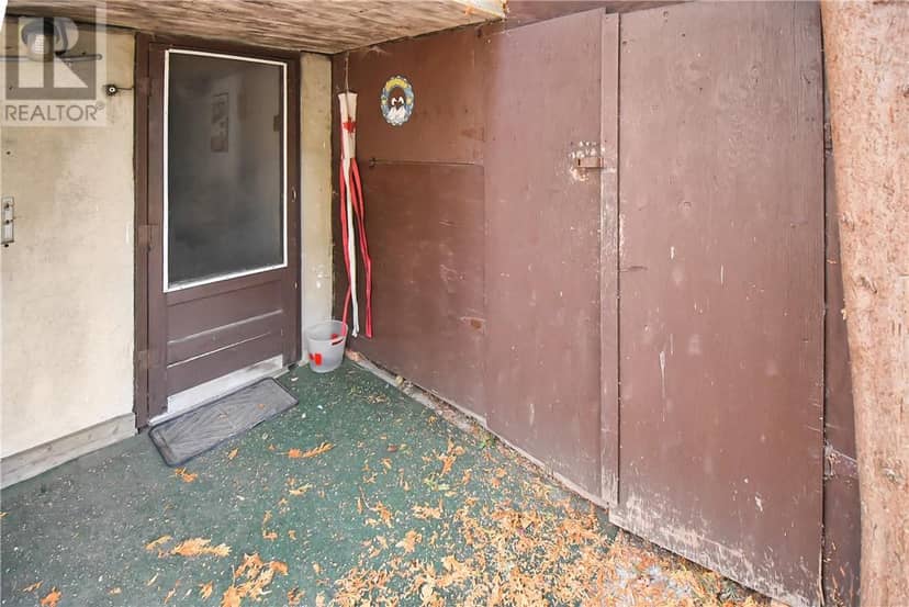 426 Elm Street — photo 27 of 40