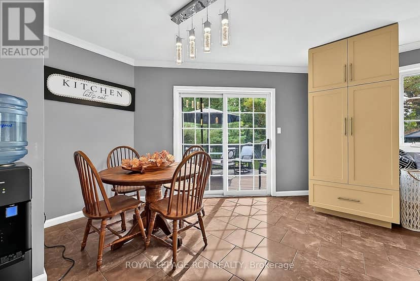 11 Fisher Drive — photo 16 of 40