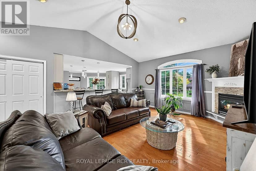 11 Fisher Drive, Adjala-Tosorontio, photo 7