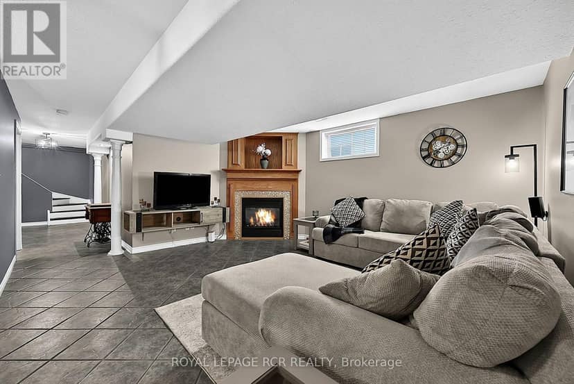 11 Fisher Drive — photo 26 of 40