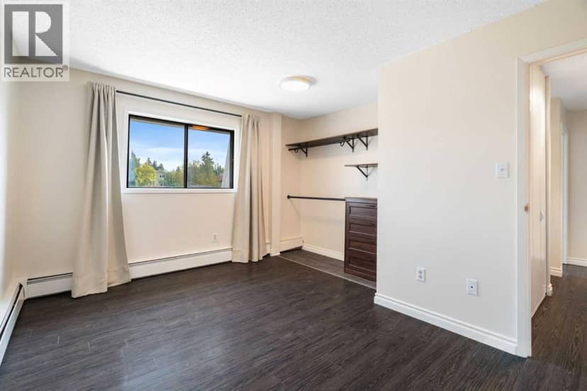 2301, 3115 51 Street SW — photo 27 of 36