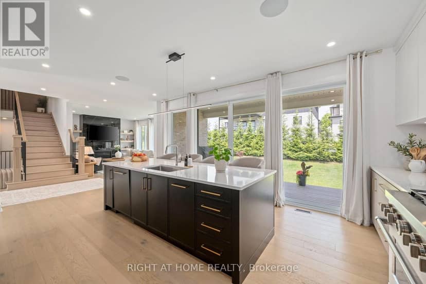 372 Manhattan Drive, London South, photo 8