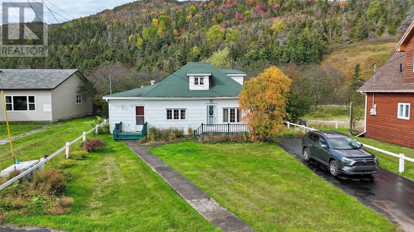 83 Main Road — photo 1 of 20
