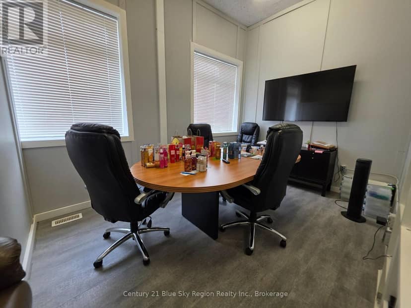 173 King Street, West Nipissing, photo 5