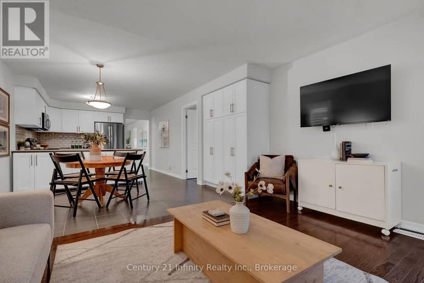 783 Ormond Drive — photo 15 of 32